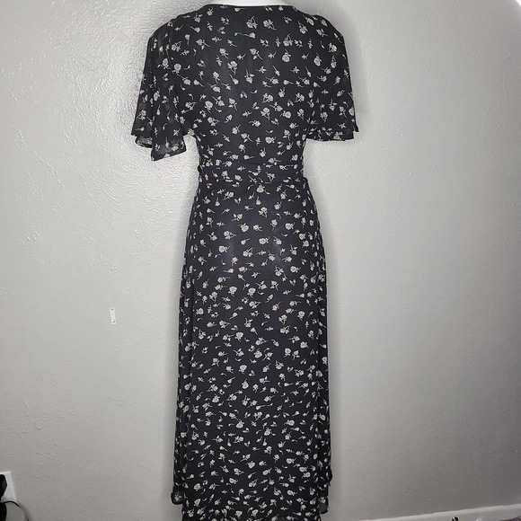 WILDFOX Women's Floral Wrap Maxi Dress Flutter Sleeves Black White Size XS - Picture 5 of 8